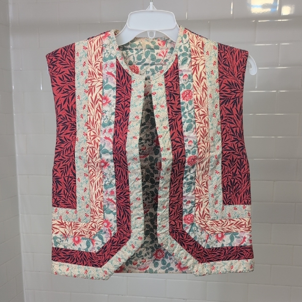 Floral Patchwork Sleeveless Top - image 1